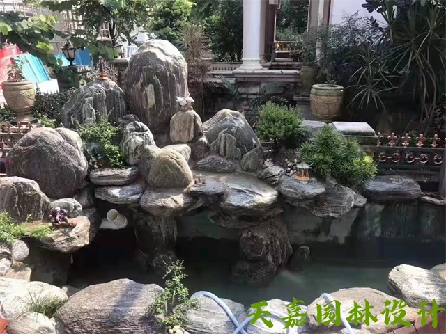 彭州小型庭院假山鱼池
